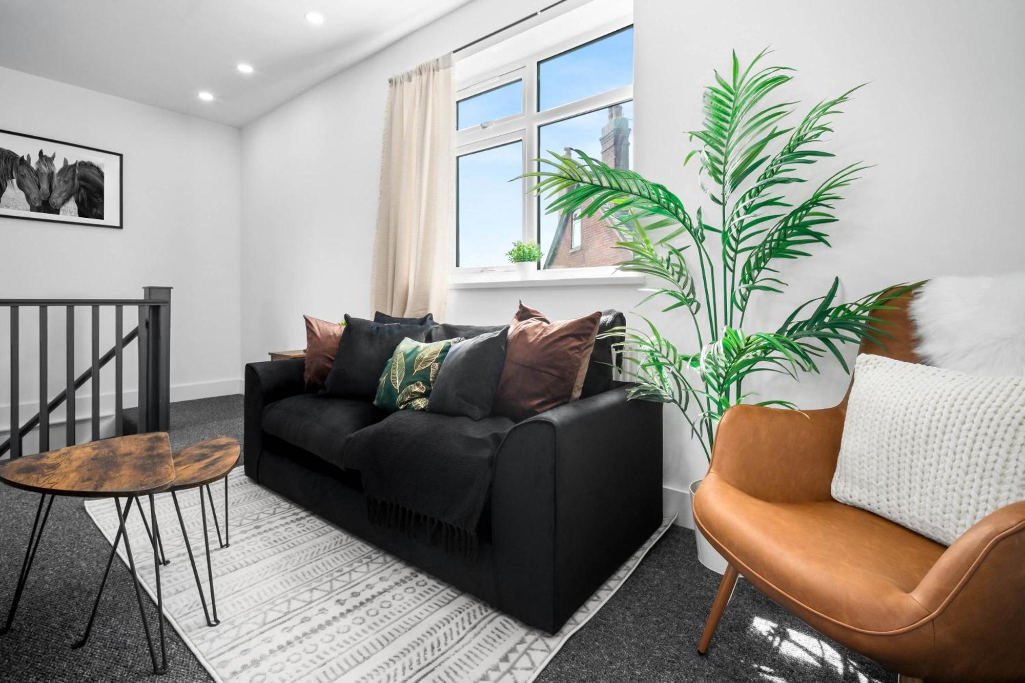 Luxe Apartment - Rowley Regis - Parking - Top Rated - Netflix - Wifi - 49Bg Cradley Heath Esterno foto
